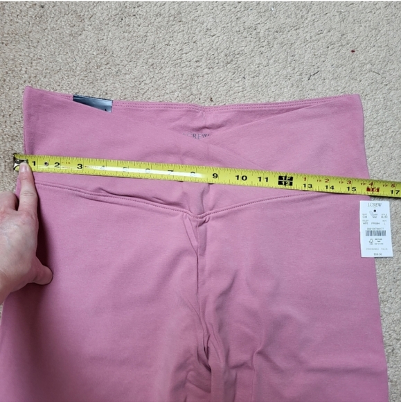 NWT! PINK CROPPED LEGGINGS! - Picture 4 of 7
